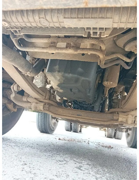 Renault Premium Lander 460 dxi - 8x4 - Шаси кабина: снимка 5 Renault Premium Lander 460 dxi - 8x4 - Шаси кабина: снимка 5