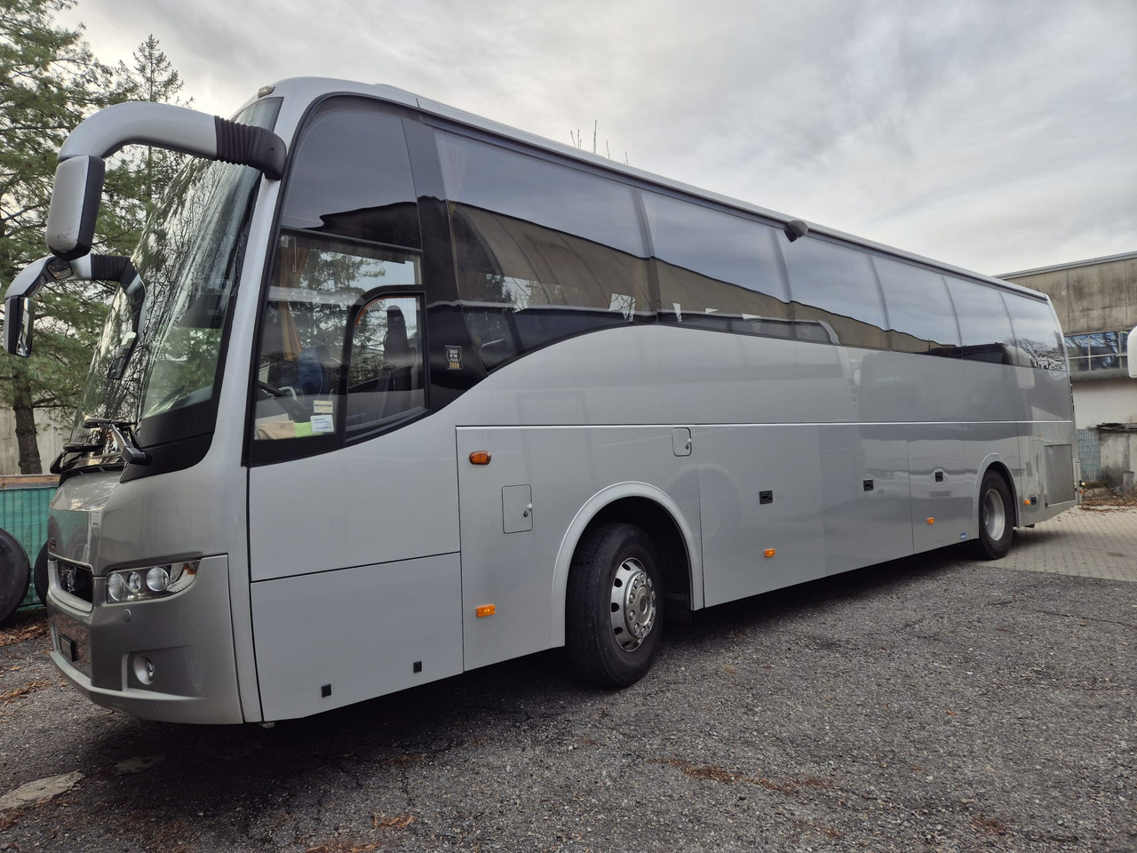 VOLVO 9700 4X2 - Туристически автобус: снимка 4 VOLVO 9700 4X2 - Туристически автобус: снимка 4