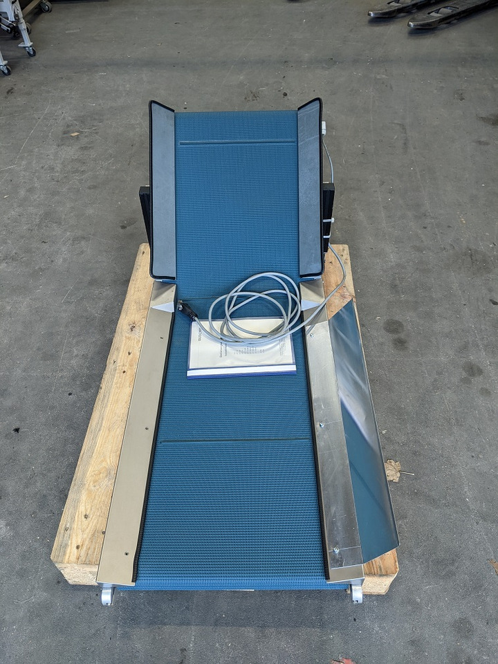 Chip conveyor Auxiliary conveyor Busch HF 35 - Лентов транспортьор: снимка 3 Chip conveyor Auxiliary conveyor Busch HF 35 - Лентов транспортьор: снимка 3