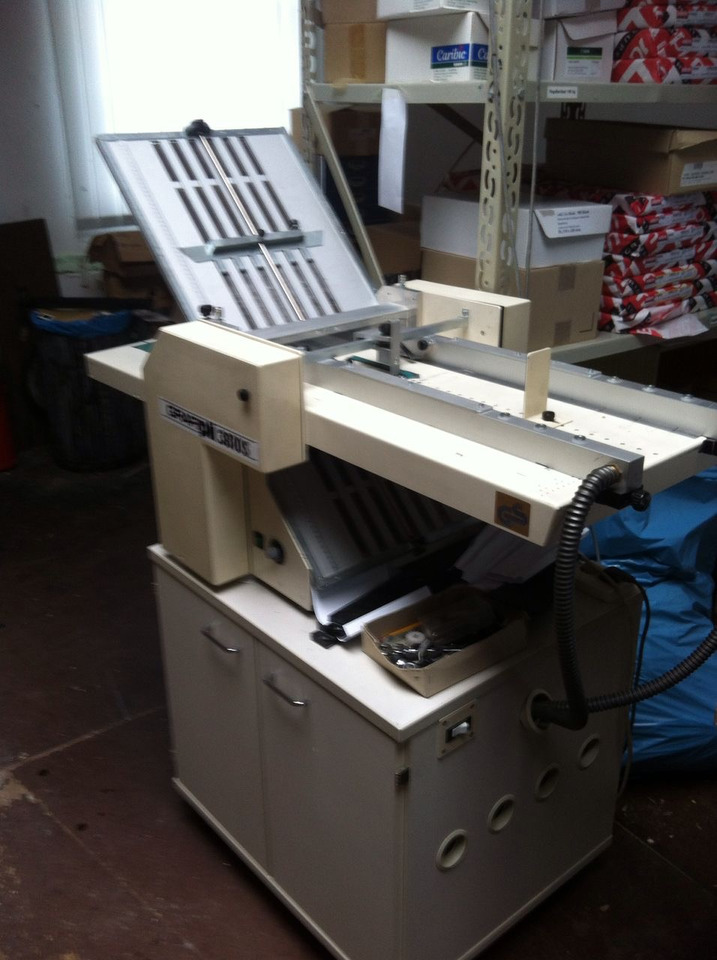 Grafipli 3810 S folding machine - Машина за сгъване: снимка 3 Grafipli 3810 S folding machine - Машина за сгъване: снимка 3