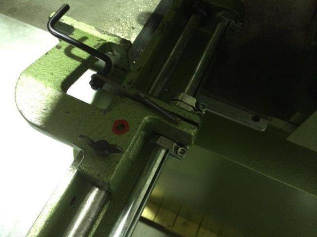 Hang 136-4 four spindle paper drilling machine - Печатарско оборудване: снимка 5 Hang 136-4 four spindle paper drilling machine - Печатарско оборудване: снимка 5