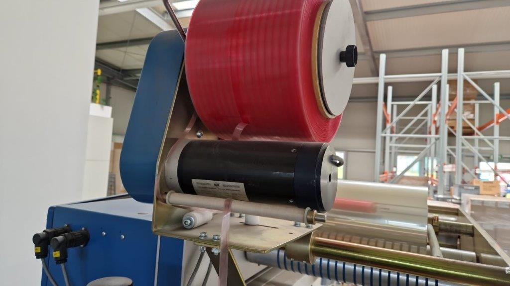 Машина за опаковане Opp film packaging machine with tear thread Pfankuch 4506: снимка 9