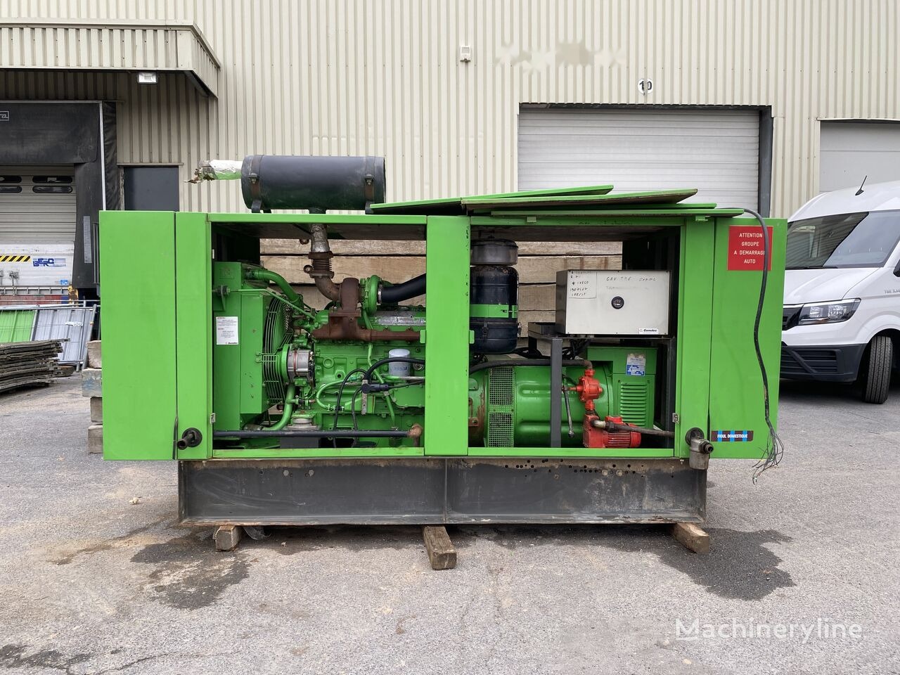 IVECO 100 kVa 8061 - Електрогенератор: снимка 1 IVECO 100 kVa 8061 - Електрогенератор: снимка 1