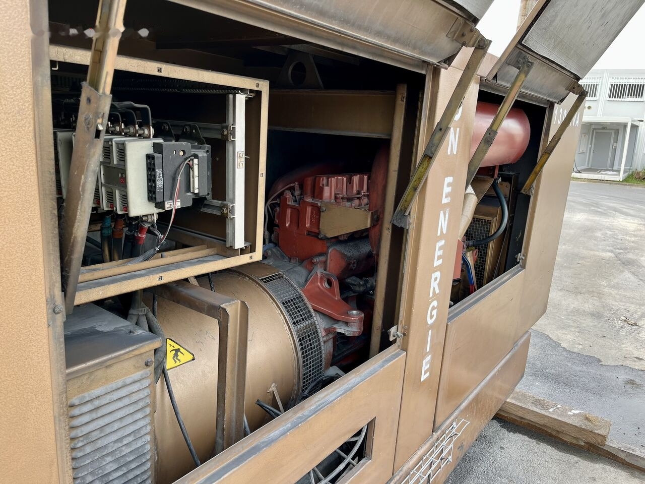 Renault 130 Kva diesel - Електрогенератор: снимка 4 Renault 130 Kva diesel - Електрогенератор: снимка 4