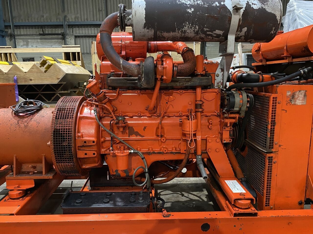 Renault 88 kVa - Електрогенератор: снимка 4 Renault 88 kVa - Електрогенератор: снимка 4