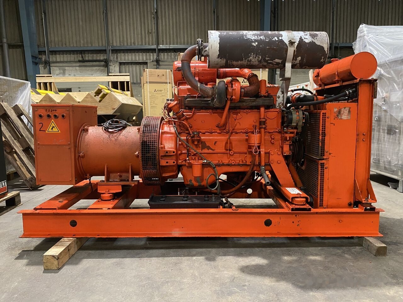Renault 88 kVa - Електрогенератор: снимка 3 Renault 88 kVa - Електрогенератор: снимка 3
