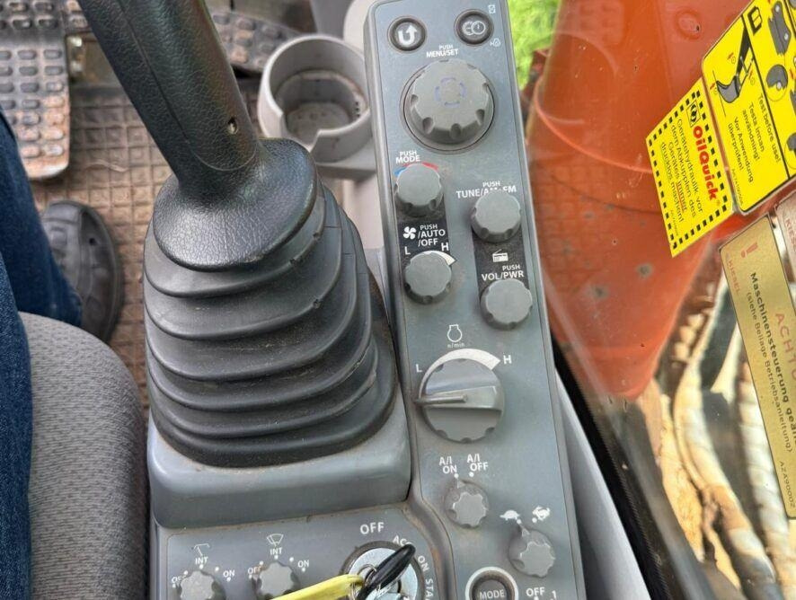 Верижен багер Hitachi KTEG KTS390-6 LCN: снимка 8 Верижен багер Hitachi KTEG KTS390-6 LCN: снимка 8