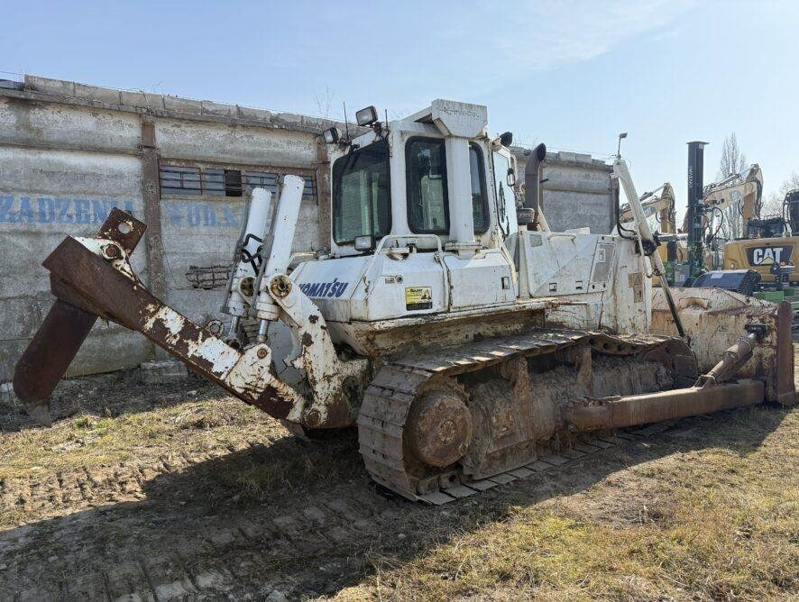 Komatsu D65EX-15e0 + ripper - Булдозер: снимка 5 Komatsu D65EX-15e0 + ripper - Булдозер: снимка 5
