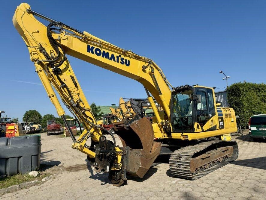 Komatsu PC210LC-11 ENGCON 2x buckets - Верижен багер: снимка 3 Komatsu PC210LC-11 ENGCON 2x buckets - Верижен багер: снимка 3