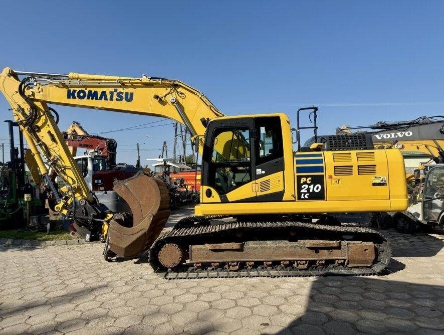 Komatsu PC210LC-11 ENGCON 2x buckets - Верижен багер: снимка 2 Komatsu PC210LC-11 ENGCON 2x buckets - Верижен багер: снимка 2