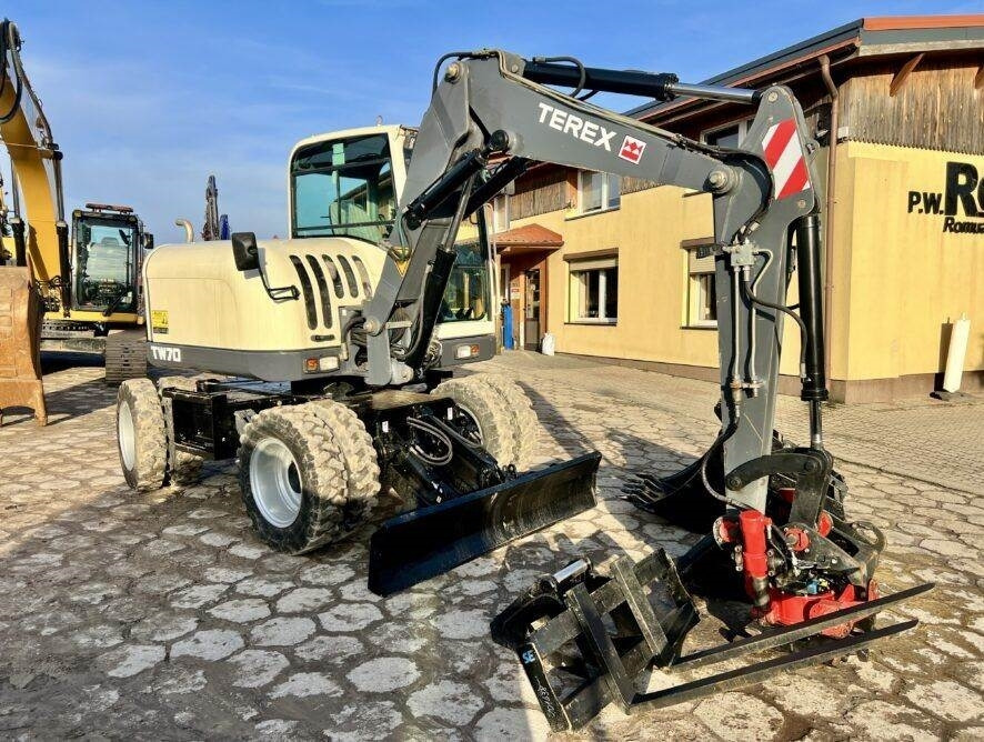 Terex TW70 - Колесен багер: снимка 3 Terex TW70 - Колесен багер: снимка 3