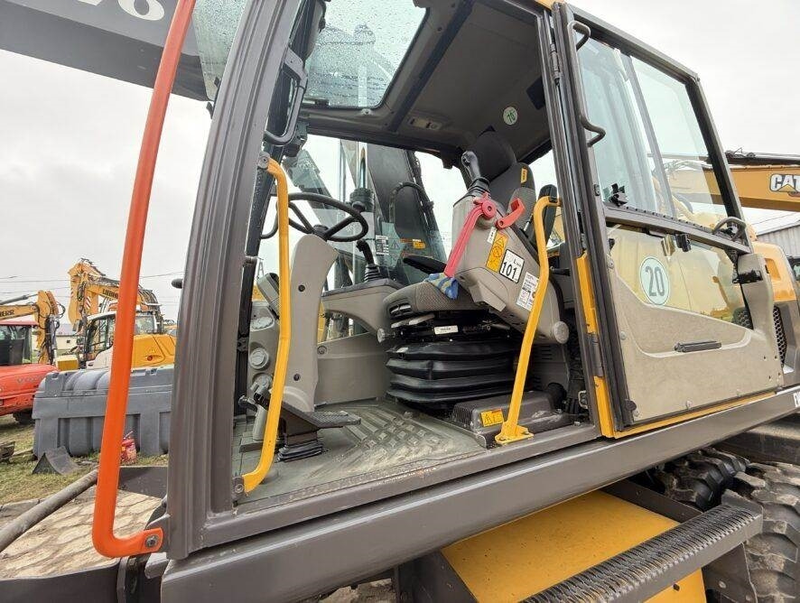 Volvo EW140D - Колесен багер: снимка 5 Volvo EW140D - Колесен багер: снимка 5