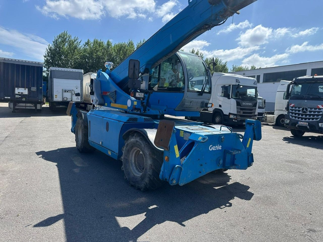 Genie Terex GTH 4018 SR/4x4/ ROTO - Автовишка: снимка 4 Genie Terex GTH 4018 SR/4x4/ ROTO - Автовишка: снимка 4