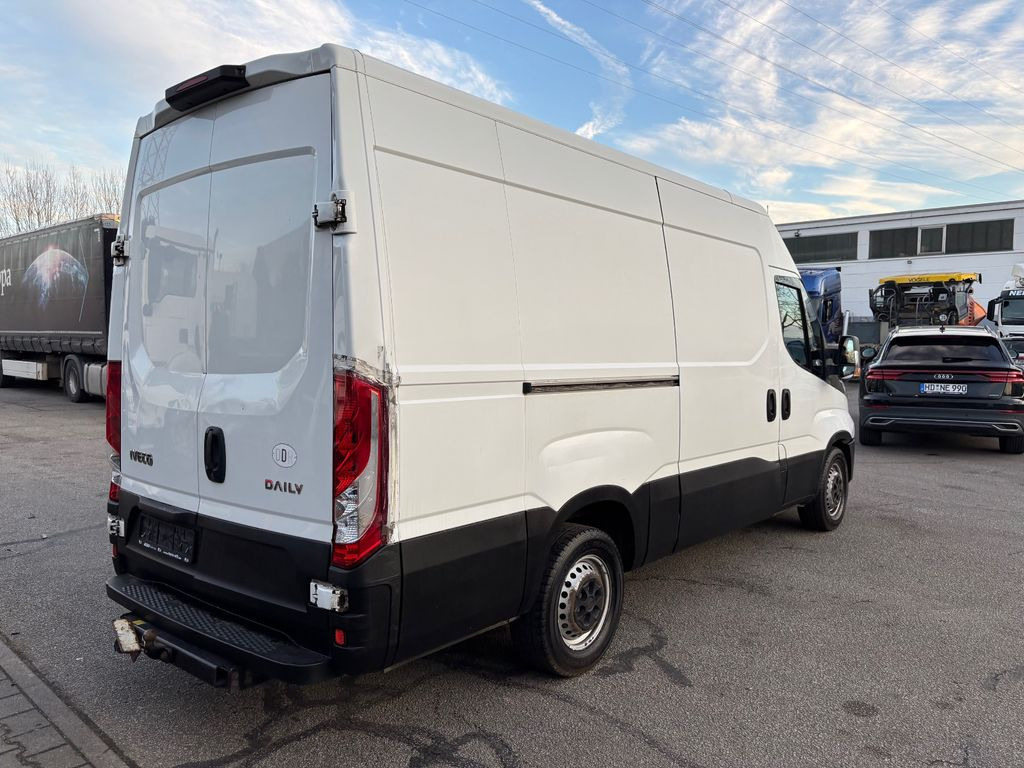 Iveco Daily 35S130 Klima - Товарен бус: снимка 5 Iveco Daily 35S130 Klima - Товарен бус: снимка 5