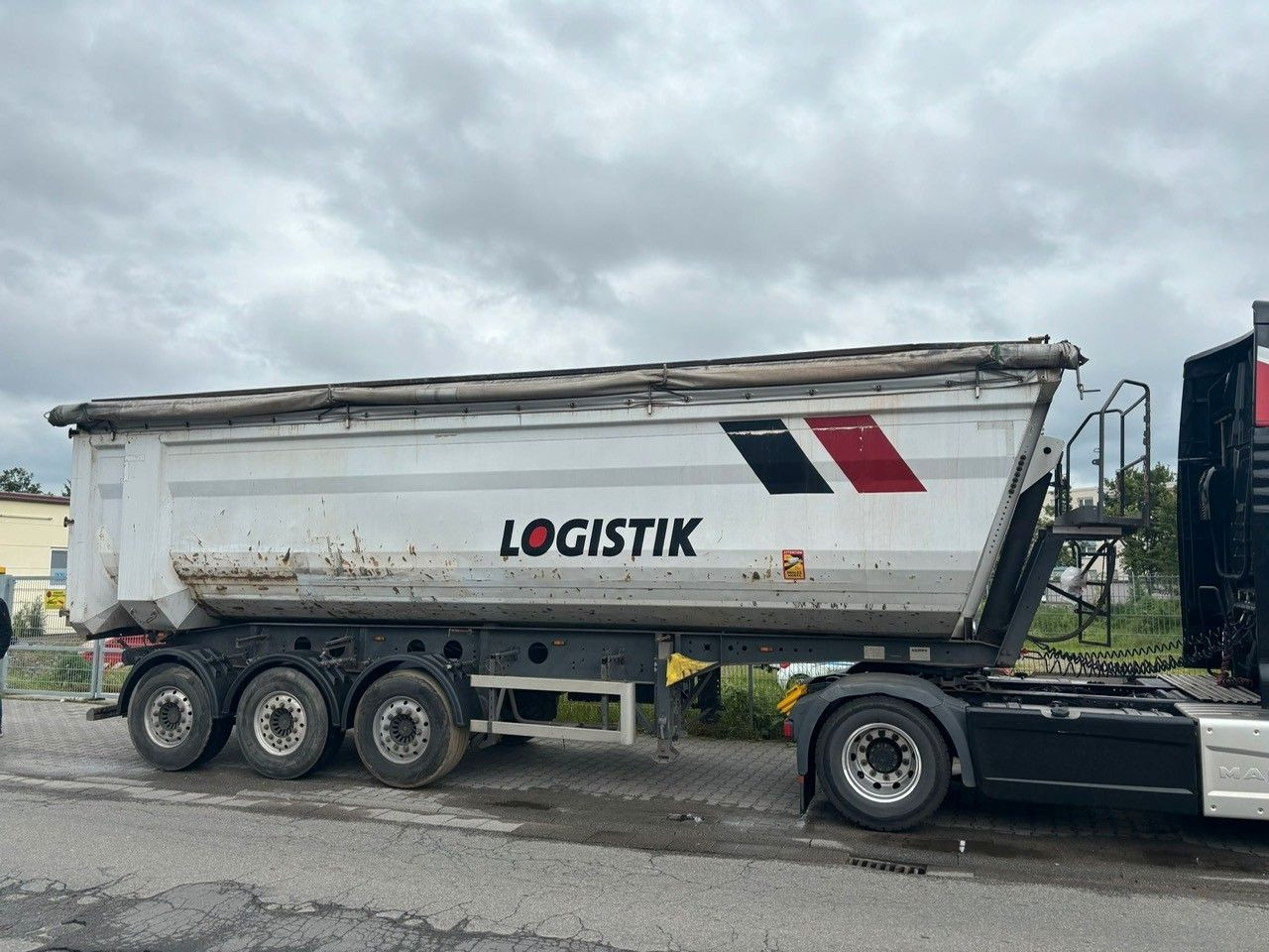 Kempf SKM 35-3 45m³/Stahl /Liftachse/Alufelgen /SAF Kempf SKM 35-3 45m³/Stahl /Liftachse/Alufelgen /SAF - Самосвал полуремарке: снимка 3 Kempf SKM 35-3 45m³/Stahl /Liftachse/Alufelgen /SAF Kempf SKM 35-3 45m³/Stahl /Liftachse/Alufelgen /SAF - Самосвал полуремарке: снимка 3