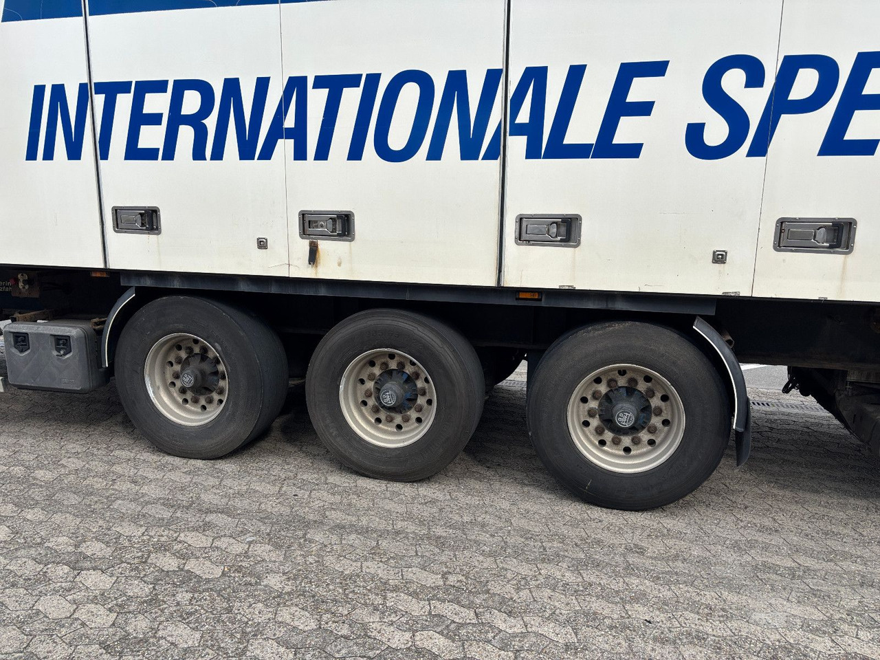 Krone Thermo King SL400 SEITENTÜREN - Рефрижератор полуремарке: снимка 5 Krone Thermo King SL400 SEITENTÜREN - Рефрижератор полуремарке: снимка 5