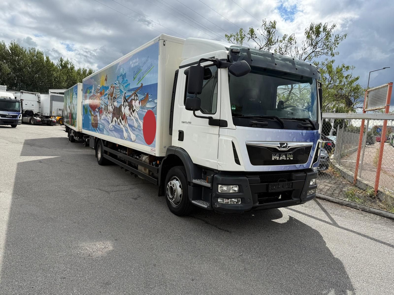 MAN TGM 15.290 kein 12.250 - Камион фургон: снимка 1 MAN TGM 15.290 kein 12.250 - Камион фургон: снимка 1