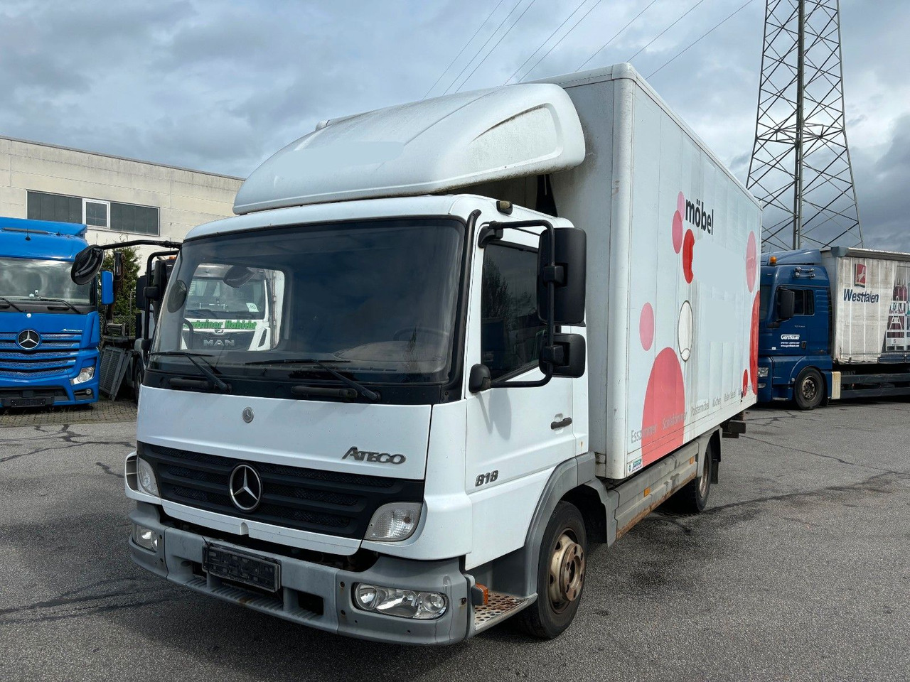 Mercedes-Benz 818 Kurze Radstand Blattfederung - Лекотоварен автомобил фургон: снимка 1 Mercedes-Benz 818 Kurze Radstand Blattfederung - Лекотоварен автомобил фургон: снимка 1