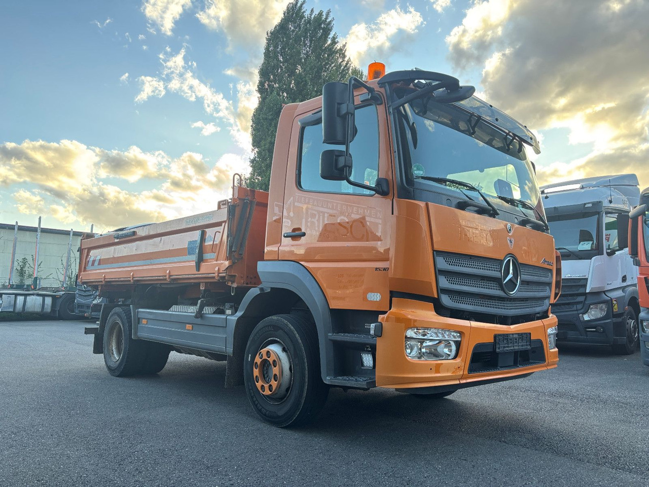 Mercedes-Benz Atego 1530 Blatt/Klima/Kamera - Самосвал камион: снимка 2 Mercedes-Benz Atego 1530 Blatt/Klima/Kamera - Самосвал камион: снимка 2
