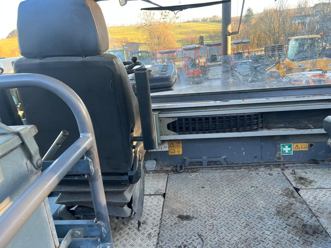 Асфалтополагач Vögele SUPER 1800-3i Vögele SUPER 1800-3i: снимка 7 Асфалтополагач Vögele SUPER 1800-3i Vögele SUPER 1800-3i: снимка 7