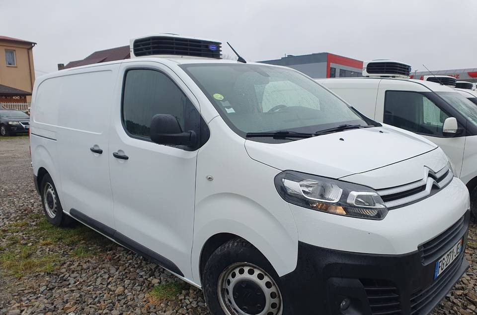 Citroen JUMPY CHLODNIA MROZNIA CARRIER+230V KLIMA EURO6 - Хладилен бус: снимка 3 Citroen JUMPY CHLODNIA MROZNIA CARRIER+230V KLIMA EURO6 - Хладилен бус: снимка 3
