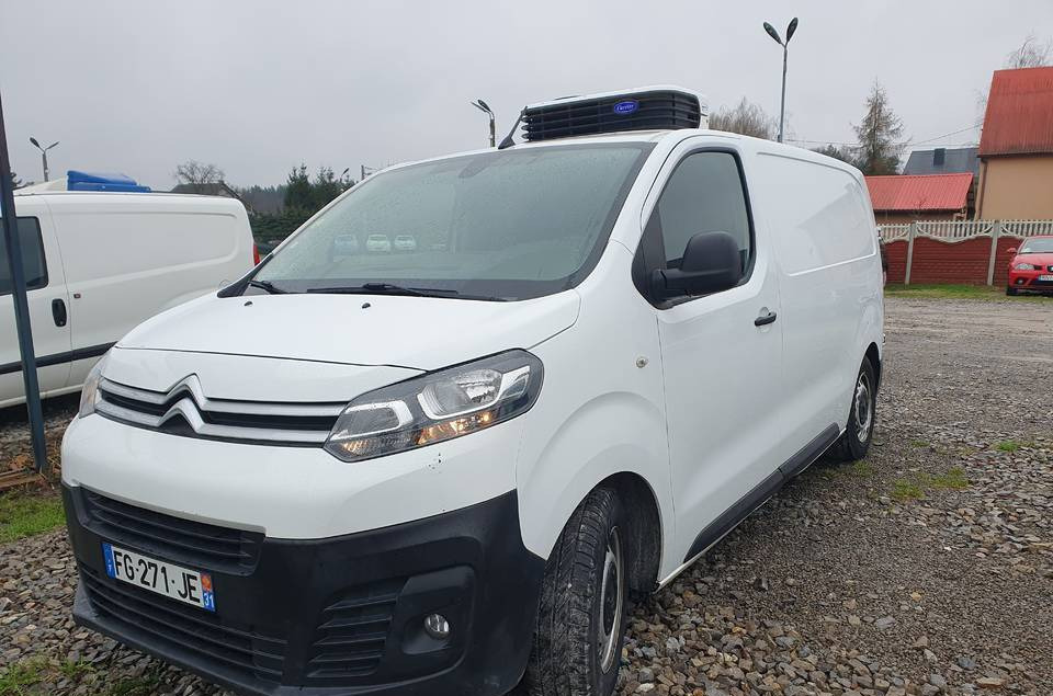 Citroen JUMPY CHLODNIA MROZNIA CARRIER+230V KLIMA EURO6 - Хладилен бус: снимка 4 Citroen JUMPY CHLODNIA MROZNIA CARRIER+230V KLIMA EURO6 - Хладилен бус: снимка 4