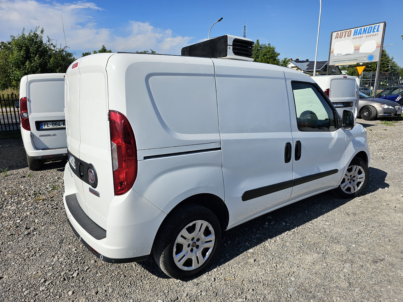 Хладилен бус FIAT DOBLO CHLODNIA MROZNIA CARRIER KLIMA EURO6 [ Copy ] [ Copy ] [ Copy ] [ Copy ]: снимка 13