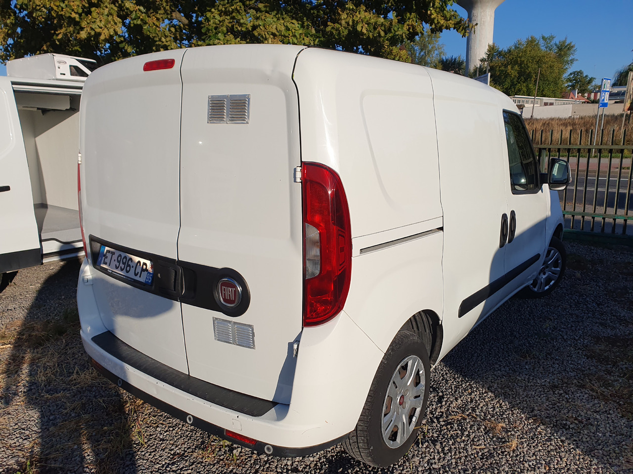 FIAT DOBLO CHLODNIA THERMOKING KLIMA EURO6 - Хладилен бус: снимка 5 FIAT DOBLO CHLODNIA THERMOKING KLIMA EURO6 - Хладилен бус: снимка 5