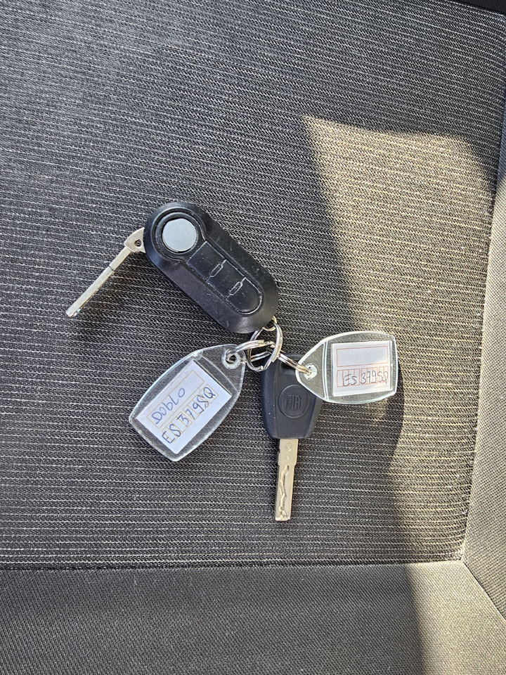 Хладилен бус FIAT DOBLO LONG CHLODNIA carrier KLIMA  EURO6 [ Copy ]: снимка 20