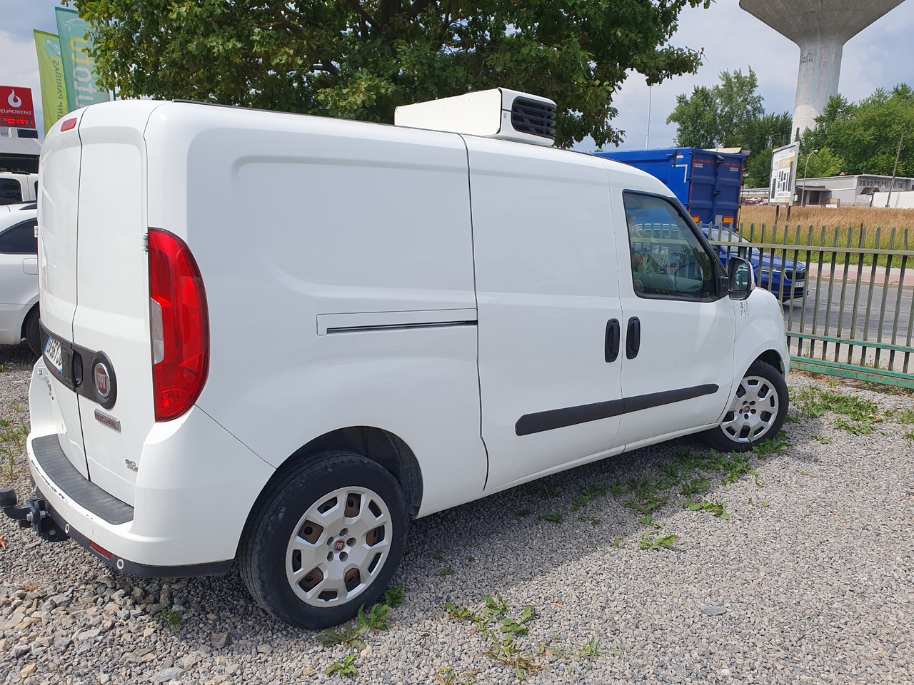 FIAT DOBLO LONG CHLODNIA carrier KLIMA EURO6 - Хладилен бус: снимка 2 FIAT DOBLO LONG CHLODNIA carrier KLIMA EURO6 - Хладилен бус: снимка 2