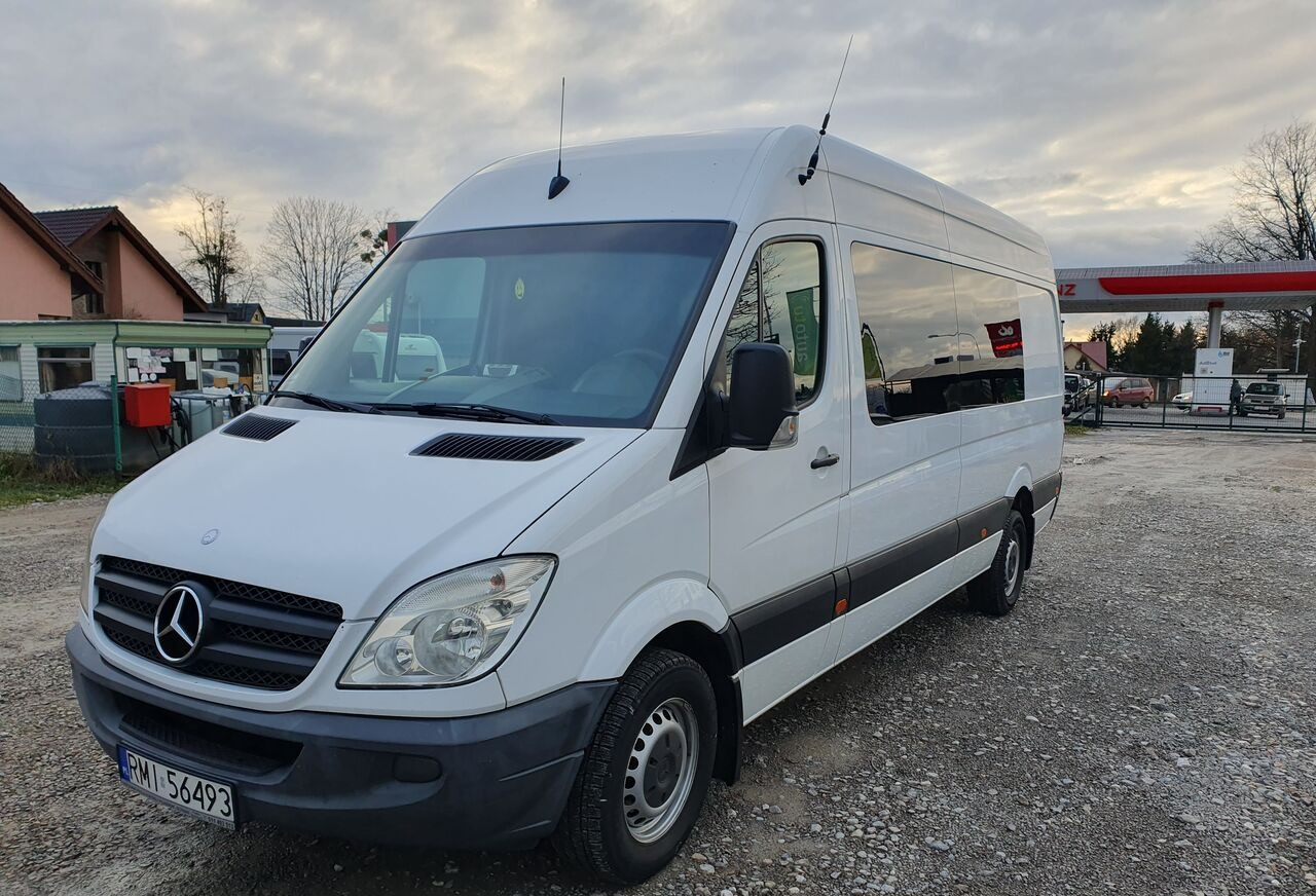 Mercedes-Benz SPRINTER 319 9 OSOB KLIMA WEBASTO TV TYL PODUSZKI EURO5 - Микробус, Пътнически бус: снимка 3 Mercedes-Benz SPRINTER 319 9 OSOB KLIMA WEBASTO TV TYL PODUSZKI EURO5 - Микробус, Пътнически бус: снимка 3