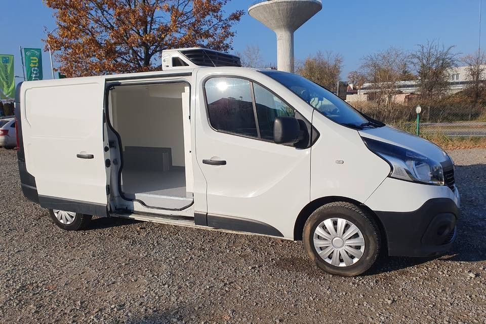 RENAULT TRAFIC CHLODNIA MROZNIA CARRIER+230V KLIMA EURO6 - Хладилен бус: снимка 3 RENAULT TRAFIC CHLODNIA MROZNIA CARRIER+230V KLIMA EURO6 - Хладилен бус: снимка 3