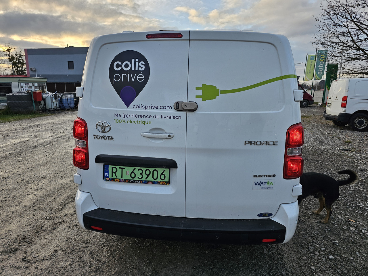 Малък ван, Електрически бус TOYOTA PROACE LONG ELECTRIC 75 KWH KLIMA NAVI KAMERA: снимка 16 Малък ван, Електрически бус TOYOTA PROACE LONG ELECTRIC 75 KWH KLIMA NAVI KAMERA: снимка 16