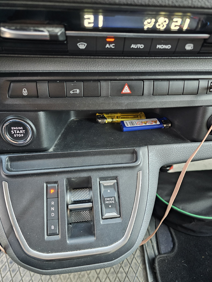 Малък ван, Електрически бус TOYOTA PROACE LONG ELECTRIC 75 KWH KLIMA NAVI KAMERA: снимка 8 Малък ван, Електрически бус TOYOTA PROACE LONG ELECTRIC 75 KWH KLIMA NAVI KAMERA: снимка 8