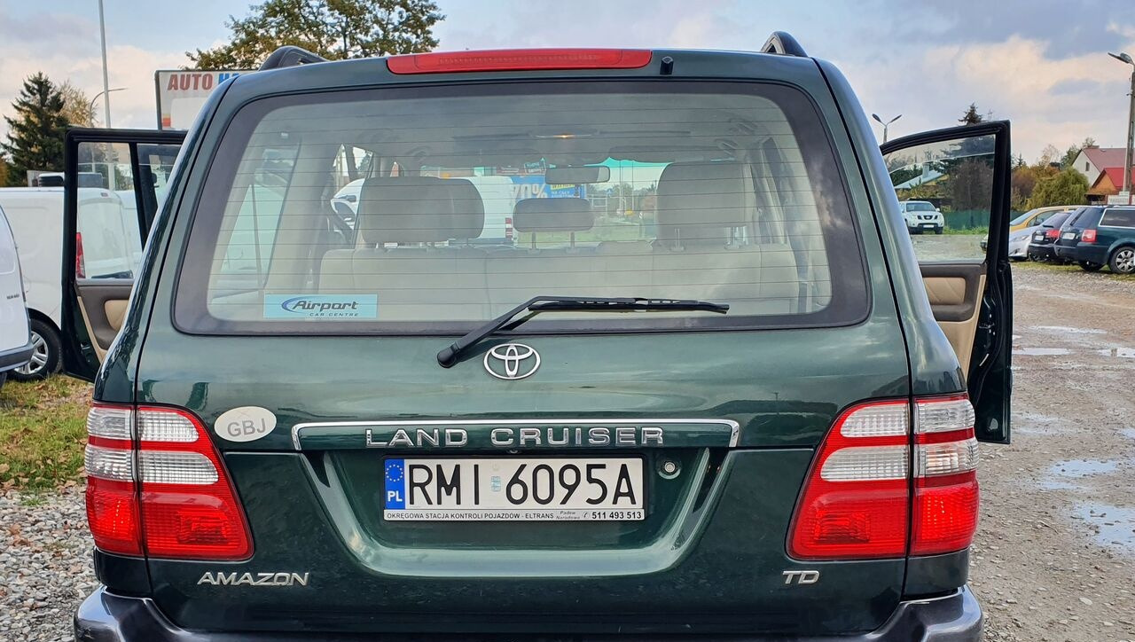 Toyota LAND CRUISER 100 4,2 TD KLIMA 7 OSOB - Джип: снимка 5 Toyota LAND CRUISER 100 4,2 TD KLIMA 7 OSOB - Джип: снимка 5