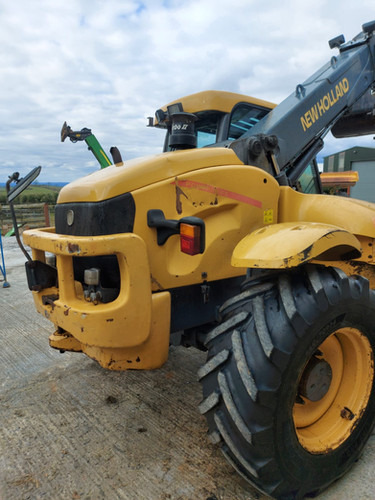 2000 New Holland LM420 - Телескопичен товарач: снимка 4 2000 New Holland LM420 - Телескопичен товарач: снимка 4