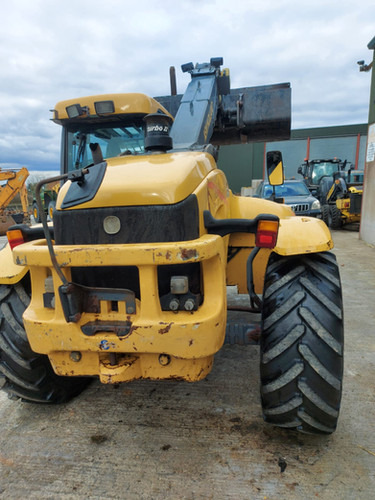 2000 New Holland LM420 - Телескопичен товарач: снимка 5 2000 New Holland LM420 - Телескопичен товарач: снимка 5