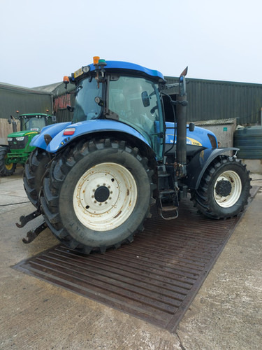 Трактор 2011 New Holland T7040: снимка 11