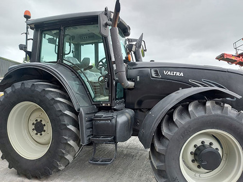 2012 Valtra T132 - Трактор: снимка 4 2012 Valtra T132 - Трактор: снимка 4