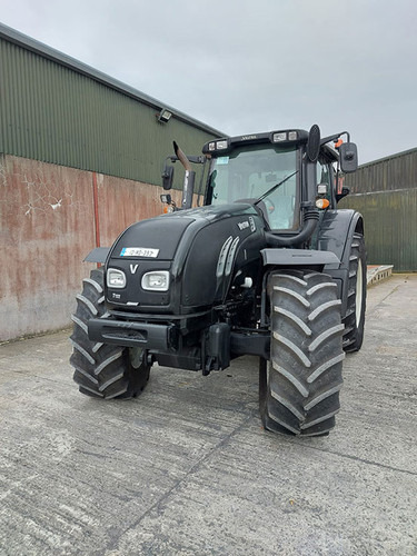2012 Valtra T132 - Трактор: снимка 3 2012 Valtra T132 - Трактор: снимка 3