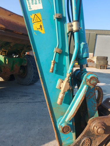 2017 Kobelco SK140SR LC-5 - Багер: снимка 4 2017 Kobelco SK140SR LC-5 - Багер: снимка 4