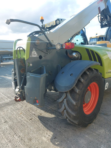 Claas Scorpion 7044 - Телескопичен товарач: снимка 4 Claas Scorpion 7044 - Телескопичен товарач: снимка 4