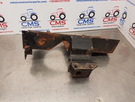 Case 1394, 1294 Fuel Tank Bracket Rhs K307955 - Резервоар за гориво за Трактор: снимка 1 Case 1394, 1294 Fuel Tank Bracket Rhs K307955 - Резервоар за гориво за Трактор: снимка 1