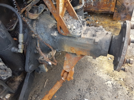 Case Maxxum 130 Rear, Front Axle, Engine, Transmission, Pto, Hydraulic Nut - Части на спирачната система за Трактор: снимка 3 Case Maxxum 130 Rear, Front Axle, Engine, Transmission, Pto, Hydraulic Nut - Части на спирачната система за Трактор: снимка 3