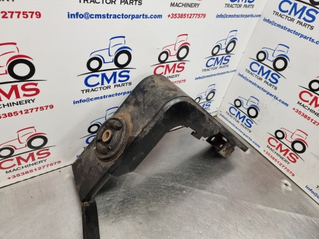 Case Mxu100, Mxu, Nh T6000, Tsa, Cab Bracket Lh 82037590, 82033326 - Окачване на кабината: снимка 3 Case Mxu100, Mxu, Nh T6000, Tsa, Cab Bracket Lh 82037590, 82033326 - Окачване на кабината: снимка 3
