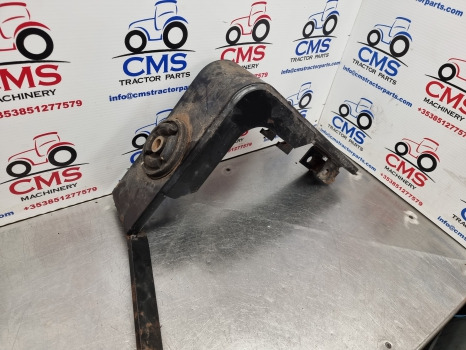 Case Mxu100, Mxy, Nh T6000, Tsa, Cab Bracket Rh 87302580, 82034211 - Окачване на кабината: снимка 2 Case Mxu100, Mxy, Nh T6000, Tsa, Cab Bracket Rh 87302580, 82034211 - Окачване на кабината: снимка 2