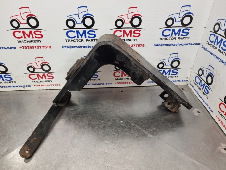 Case Mxu100, Mxy, Nh T6000, Tsa, Cab Bracket Rh 87302580, 82034211 - Окачване на кабината: снимка 1 Case Mxu100, Mxy, Nh T6000, Tsa, Cab Bracket Rh 87302580, 82034211 - Окачване на кабината: снимка 1