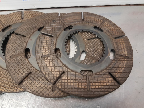 Claas Ares 836, Axion, Atles Series, Brake Disc Kit 6005028205, 0011443741 - Спирачни дискове: снимка 3 Claas Ares 836, Axion, Atles Series, Brake Disc Kit 6005028205, 0011443741 - Спирачни дискове: снимка 3