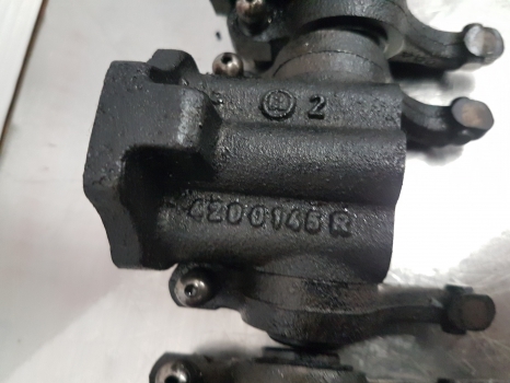 Двигател и части за Селскостопанска техника Deutz Agrotron 120, Bf6m1013 Engine Rocker Arm Kit 4200145r, 4200149r: снимка 7