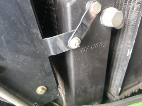 Deutz Agrotron M620, M610, M615,m640,ttv620, 610, Oil Cooler 0.015.6911.2/10 - Радиатор: снимка 5 Deutz Agrotron M620, M610, M615,m640,ttv620, 610, Oil Cooler 0.015.6911.2/10 - Радиатор: снимка 5